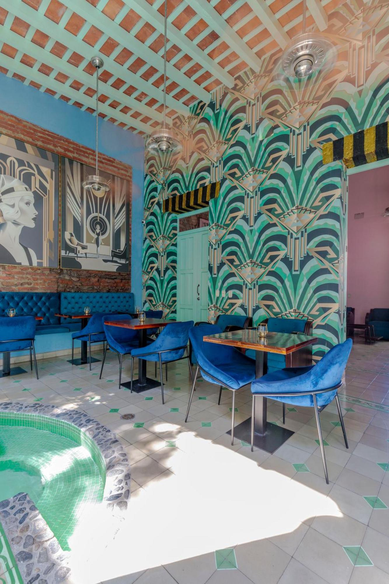 Casa 4*